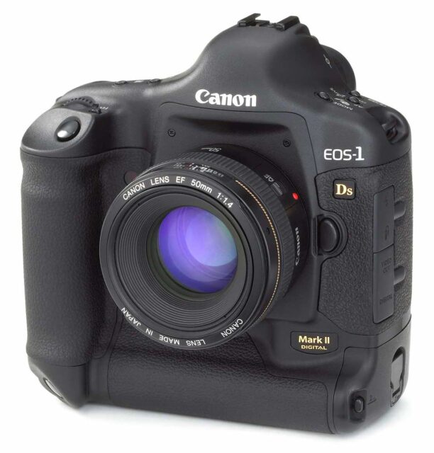 Canon EOS 1Ds mark II