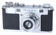 Nikon I