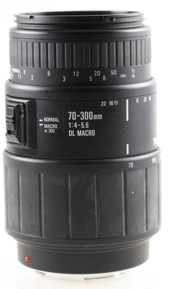 Sigma 70-300mm F/4-5.6 DL Macro ZEN