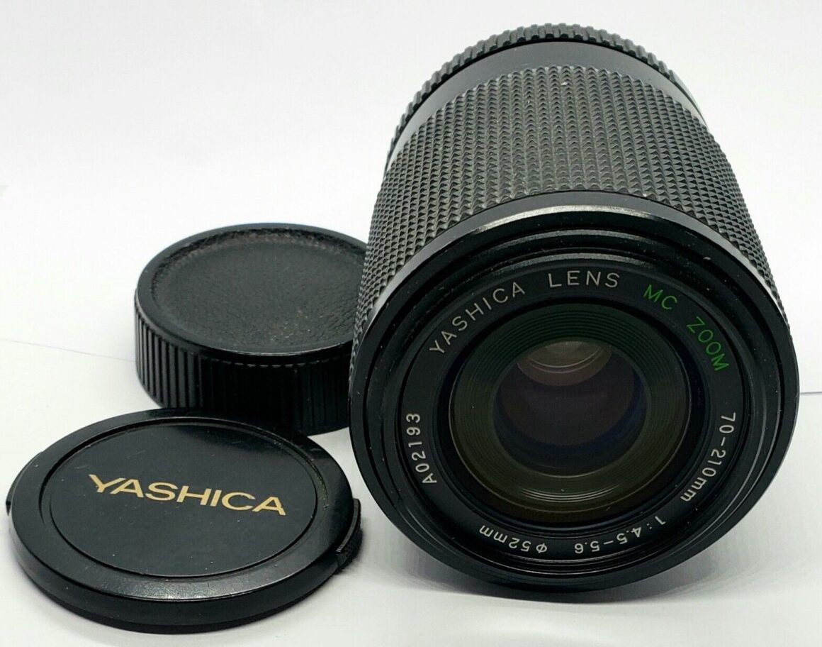 Yashica MC 70-210mm F/4.5-5.6 Macro