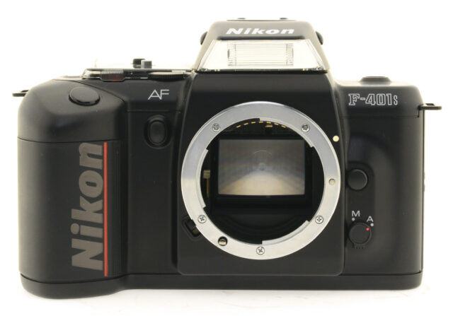 Nikon N4004S