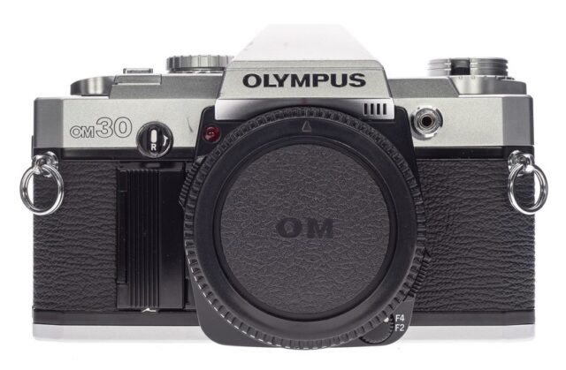 Olympus OM30 | LENS-DB.COM