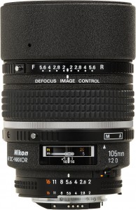 Nikon AF DC-Nikkor 105mm F/2D