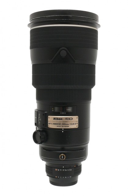 Nikon AF-S Nikkor 300mm F/2.8D IF-ED II