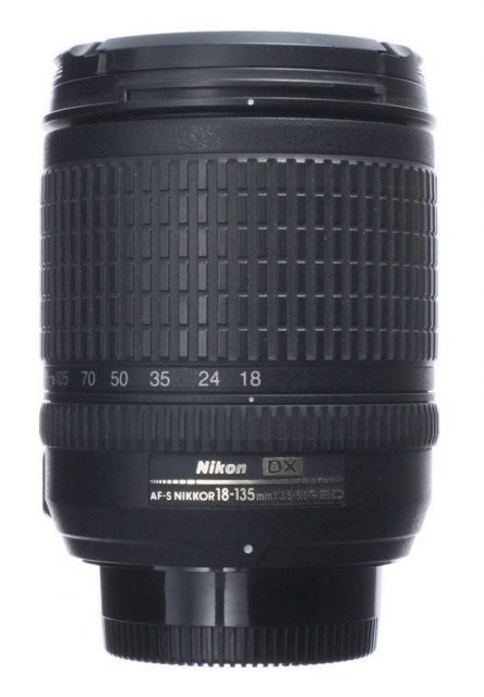 Nikon AF-S DX Nikkor 18-135mm F/3.5-5.6G IF-ED