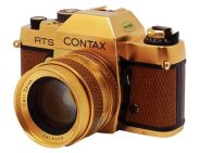 Carl Zeiss Planar T* 50mm F/1.4 Gold *CONTAX 50 Years* [AE]