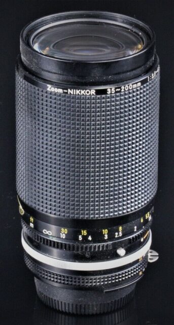 Nikon AI-S Zoom-Nikkor 35-200mm F/3.5-4.5
