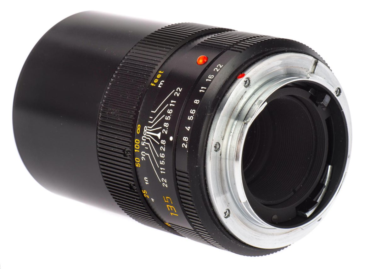 Leitz Canada / Leica ELMARIT-R 135mm F/2.8 [II] | LENS-DB.COM
