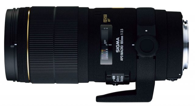 Sigma 180mm F/3.5 APO EX IF [HSM] Macro