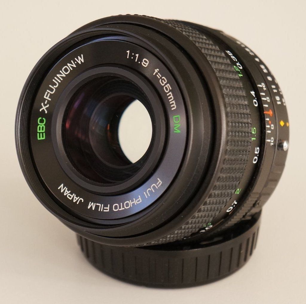 Fuji Photo Film EBC X-FUJINON·W 35mm F/1.9 DM | LENS-DB.COM