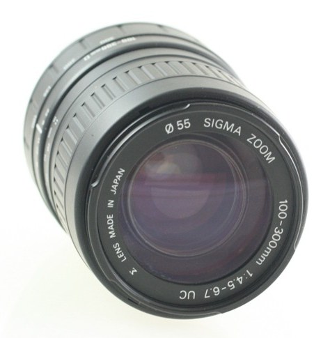 Sigma 100-300mm F/4.5-6.7 UC ZEN