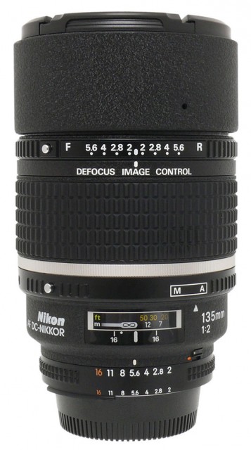 Nikon AF DC-Nikkor 135mm F/2