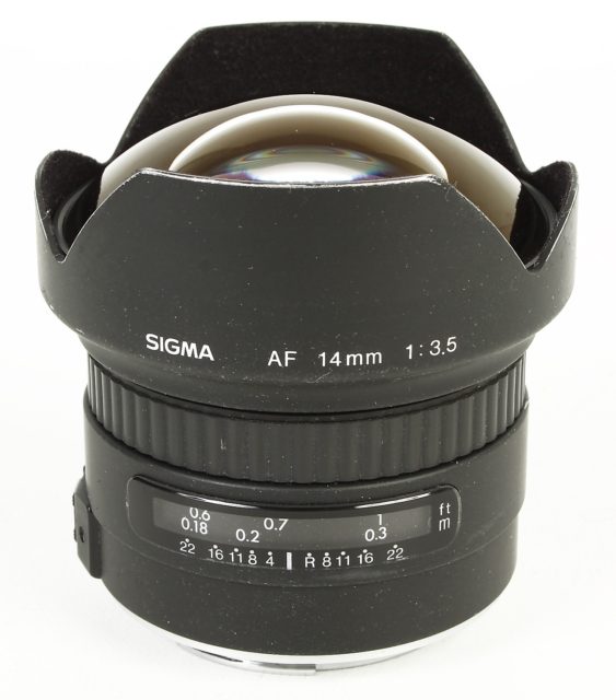 Sigma 14mm F/3.5 ZEN