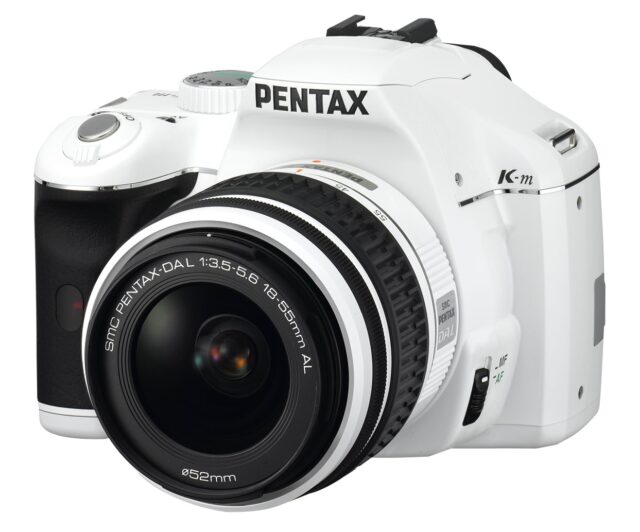 smc Pentax-DA L 18-55mm F/3.5-5.6 AL White