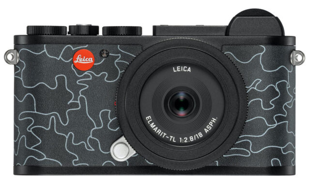 Leica CL (Typ 7323) ~URBAN JUNGLE by JEAN PIGOZZI~