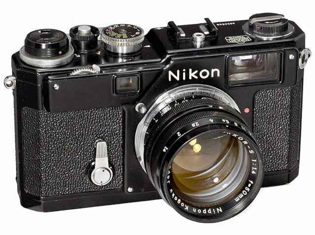Nikon S3 Black